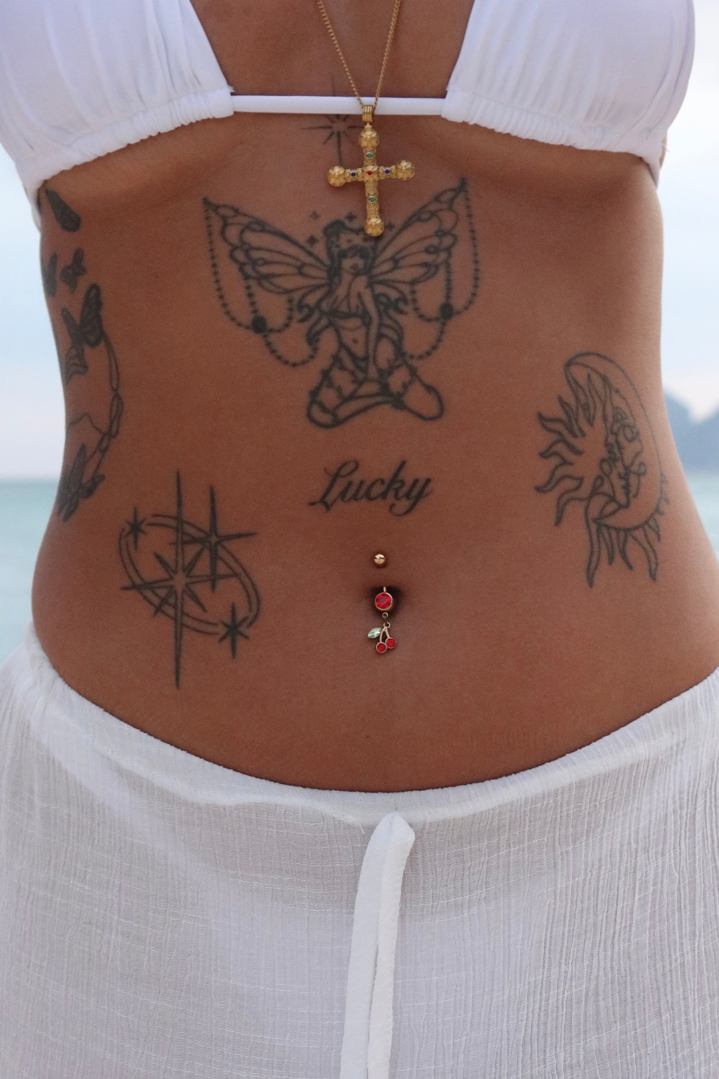 Waterproof, Tarnish Free Belly Bars 🥥🌴🌺🍍🌸