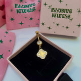 Gold Clover Belly Bar