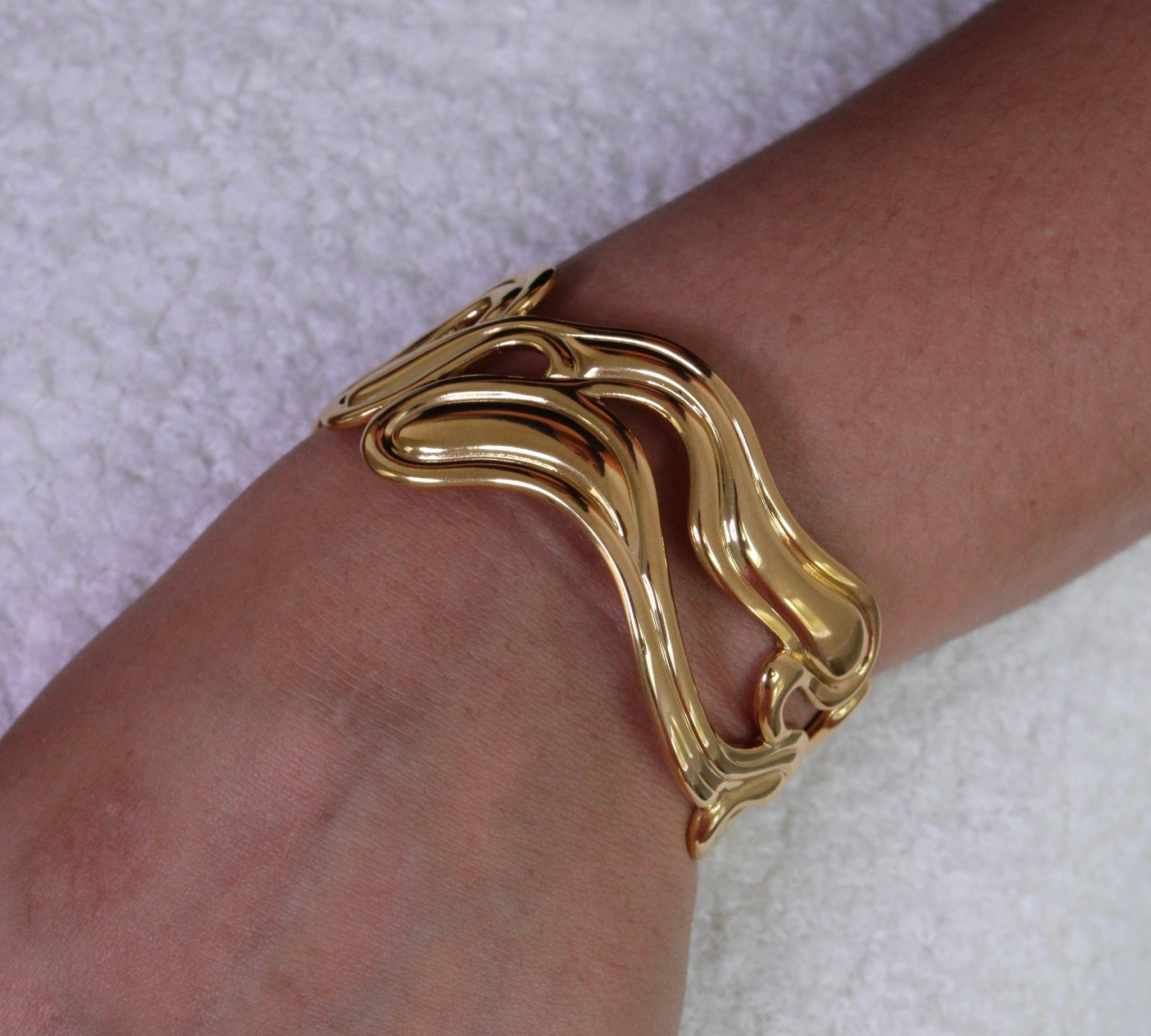 Geometric Chunky Bangle - ILLUSIVE JEWELS