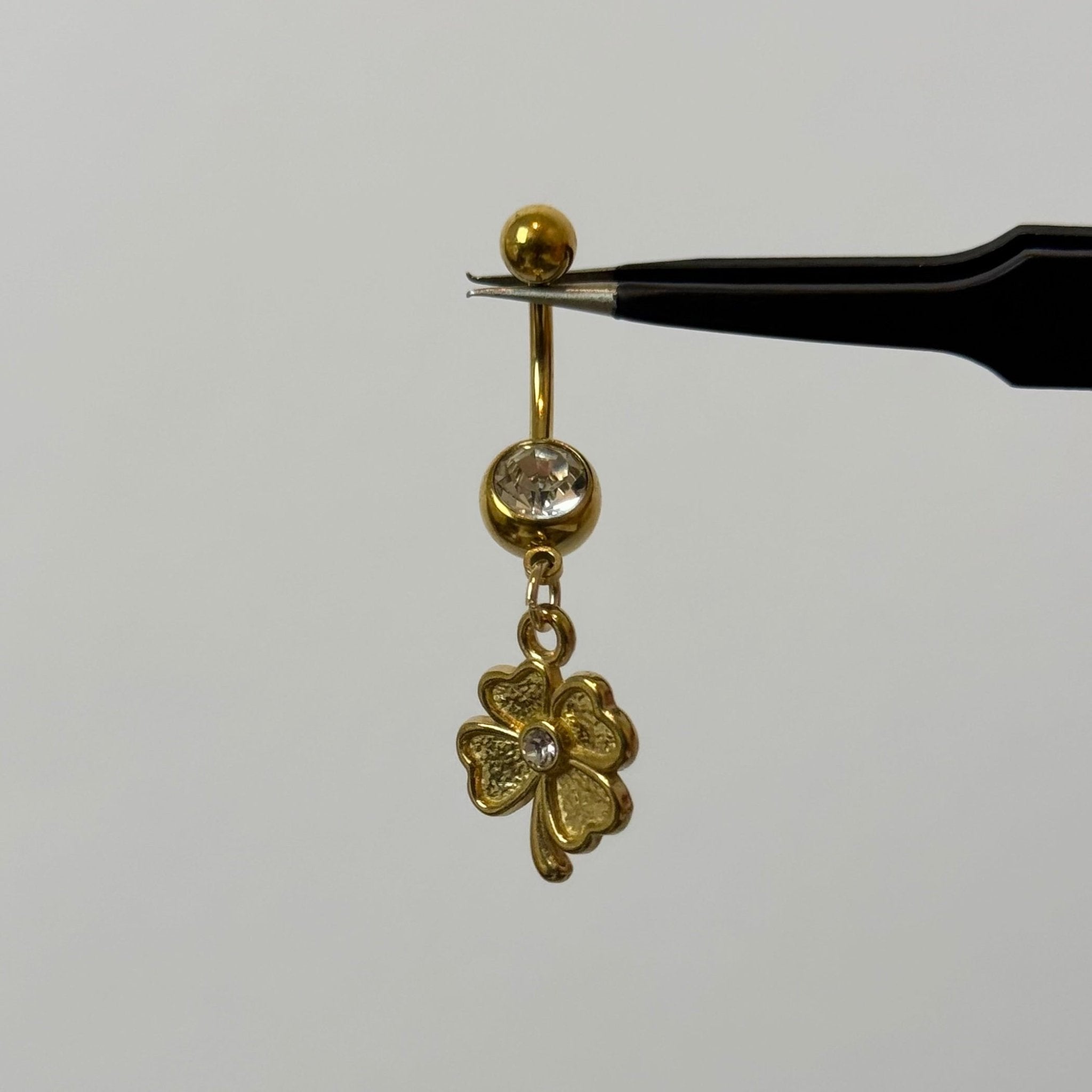 Gold 4 Leaf Clover Belly Bar - ILLUSIVE JEWELS