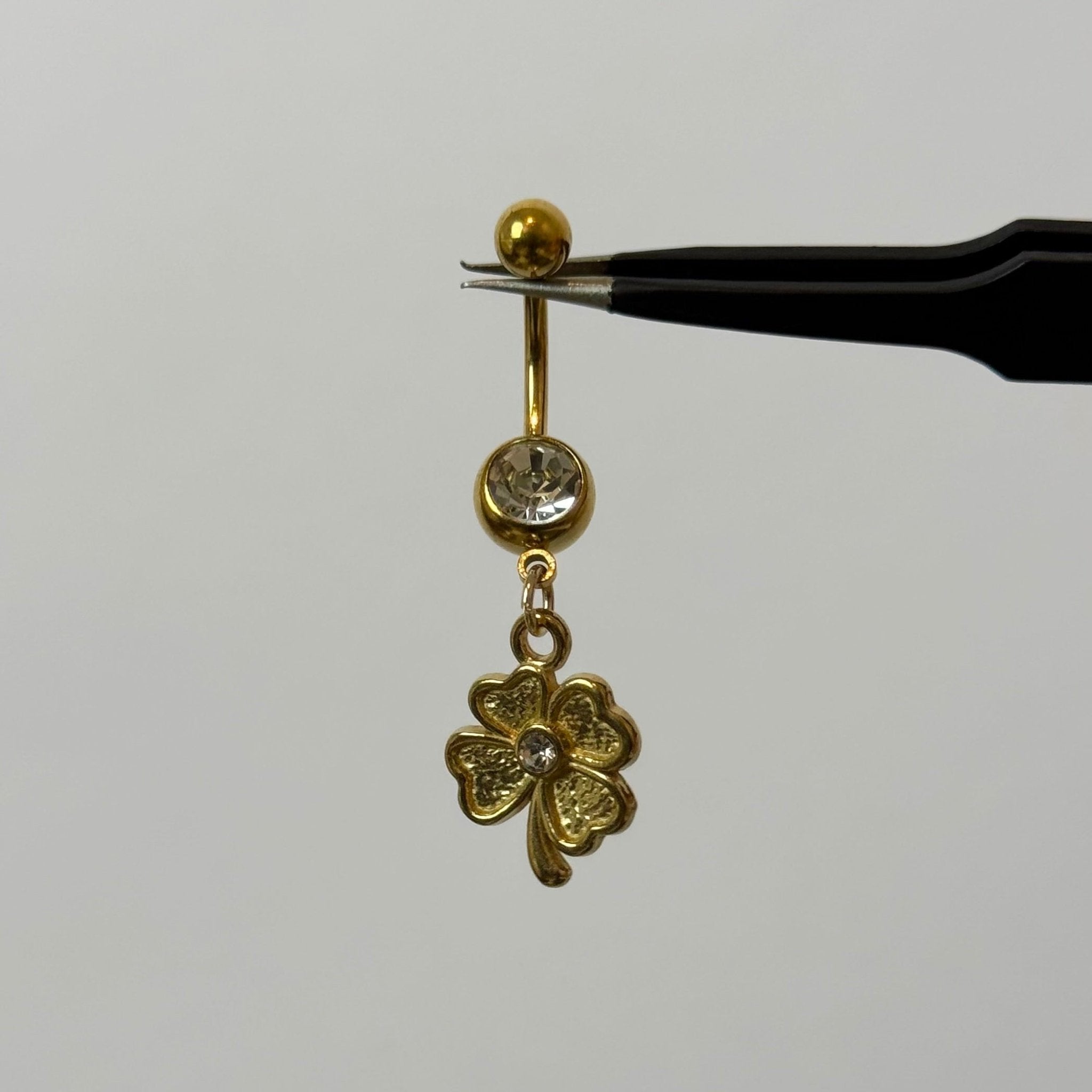 Gold 4 Leaf Clover Belly Bar - ILLUSIVE JEWELS