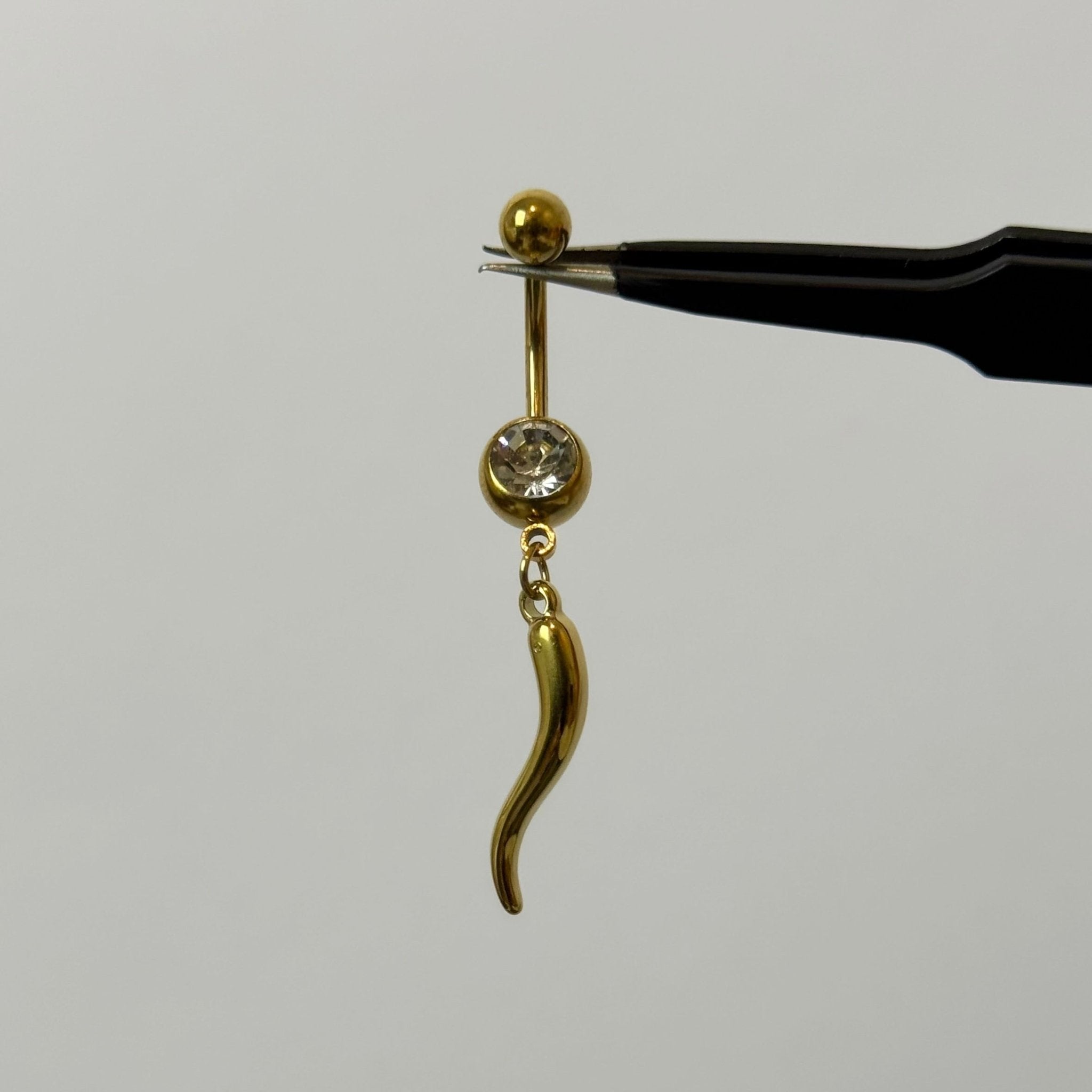 Gold Chilli Belly Bar - ILLUSIVE JEWELS