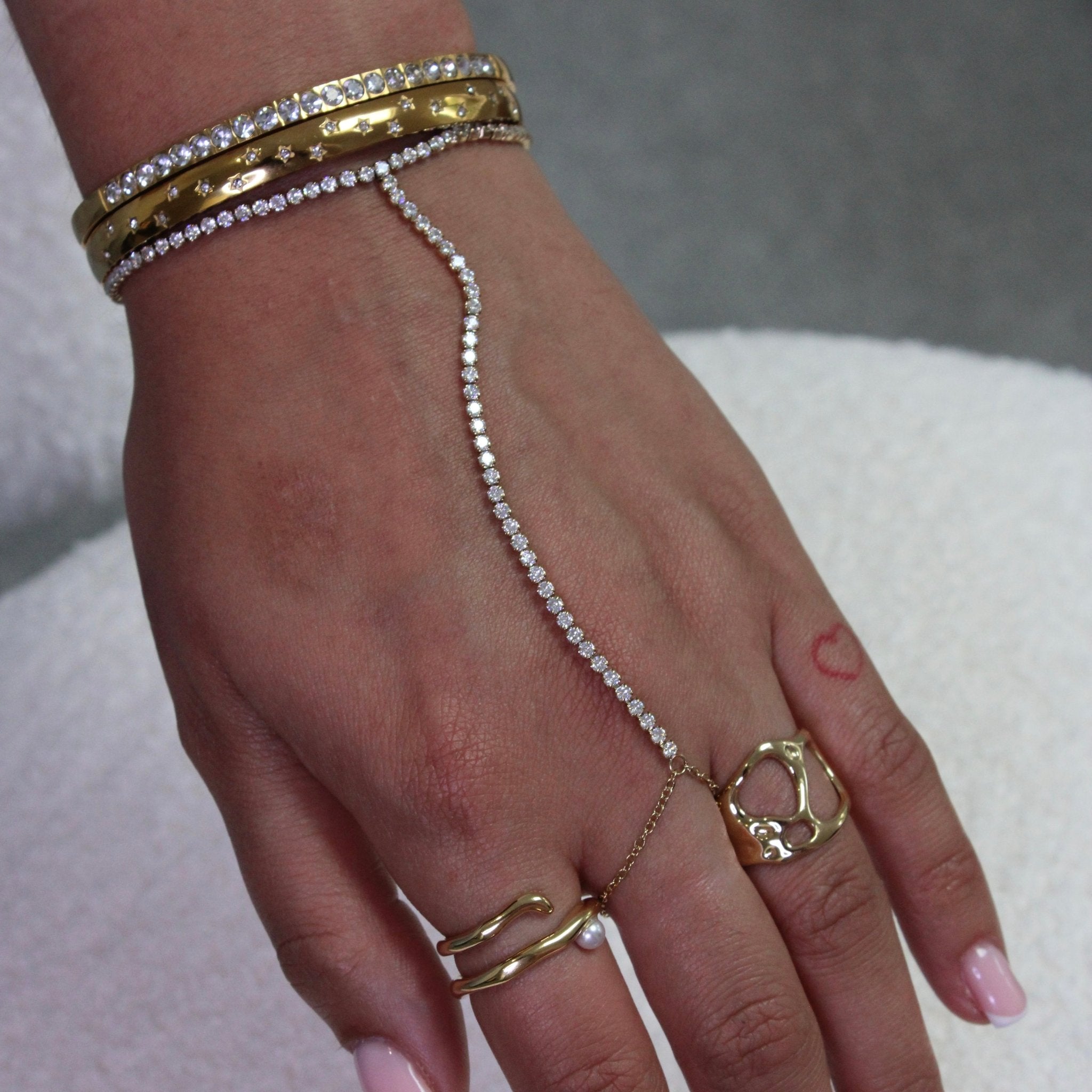 Icy Gold Hand Chain - ILLUSIVE JEWELS