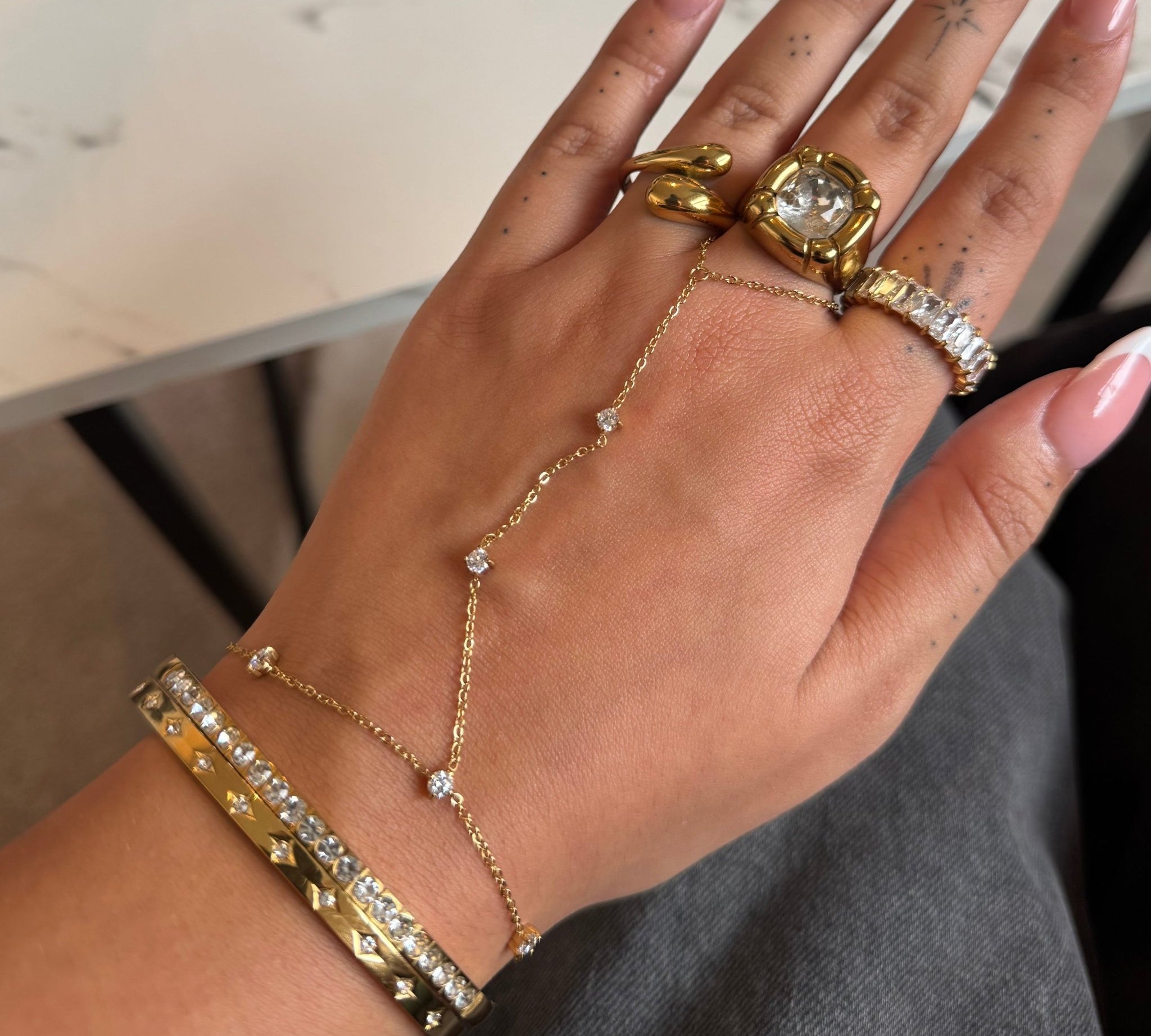 Ivy Gold Hand Chain - ILLUSIVE JEWELS