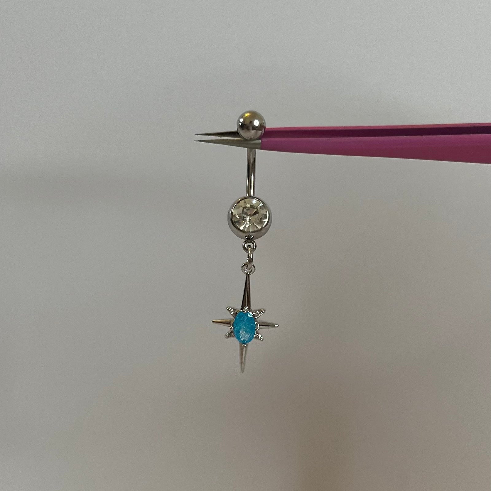 Silver Blue Shooting Star Belly Bar - ILLUSIVE JEWELS