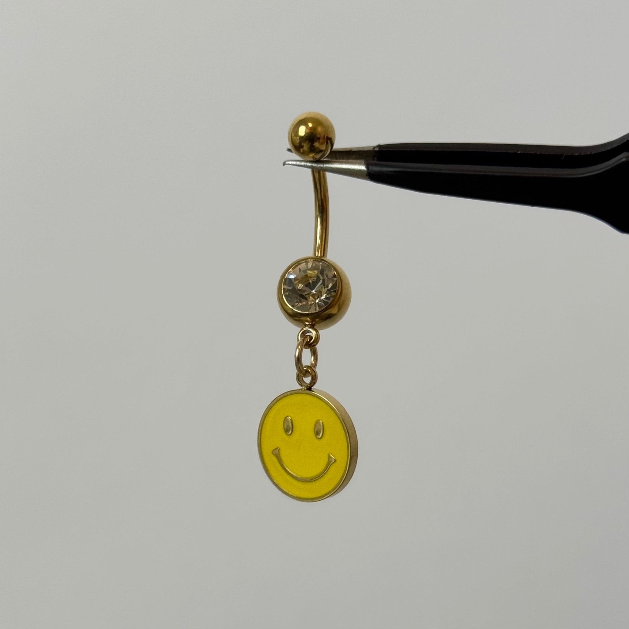 Smiley Face Belly Bar - ILLUSIVE JEWELS
