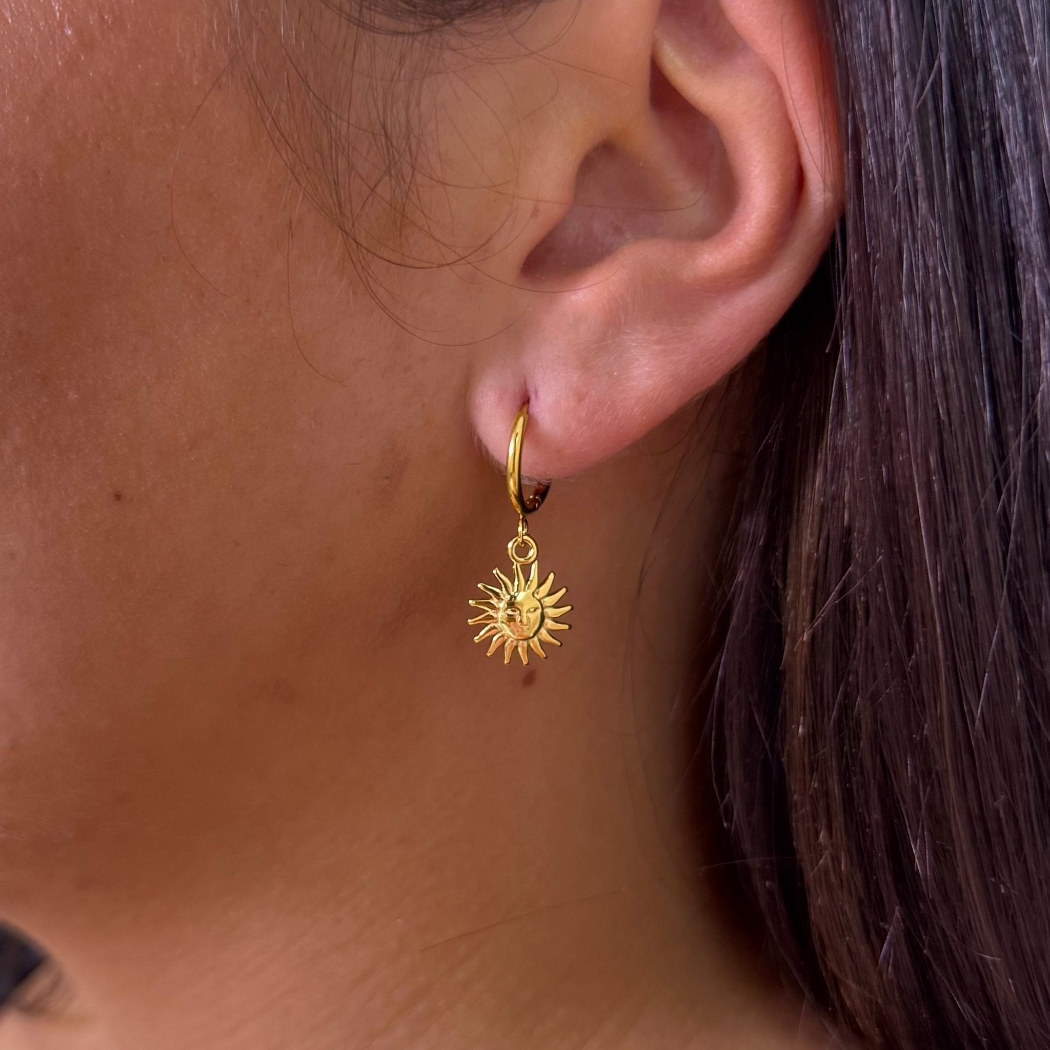 Sun Huggies - ILLUSIVE JEWELS