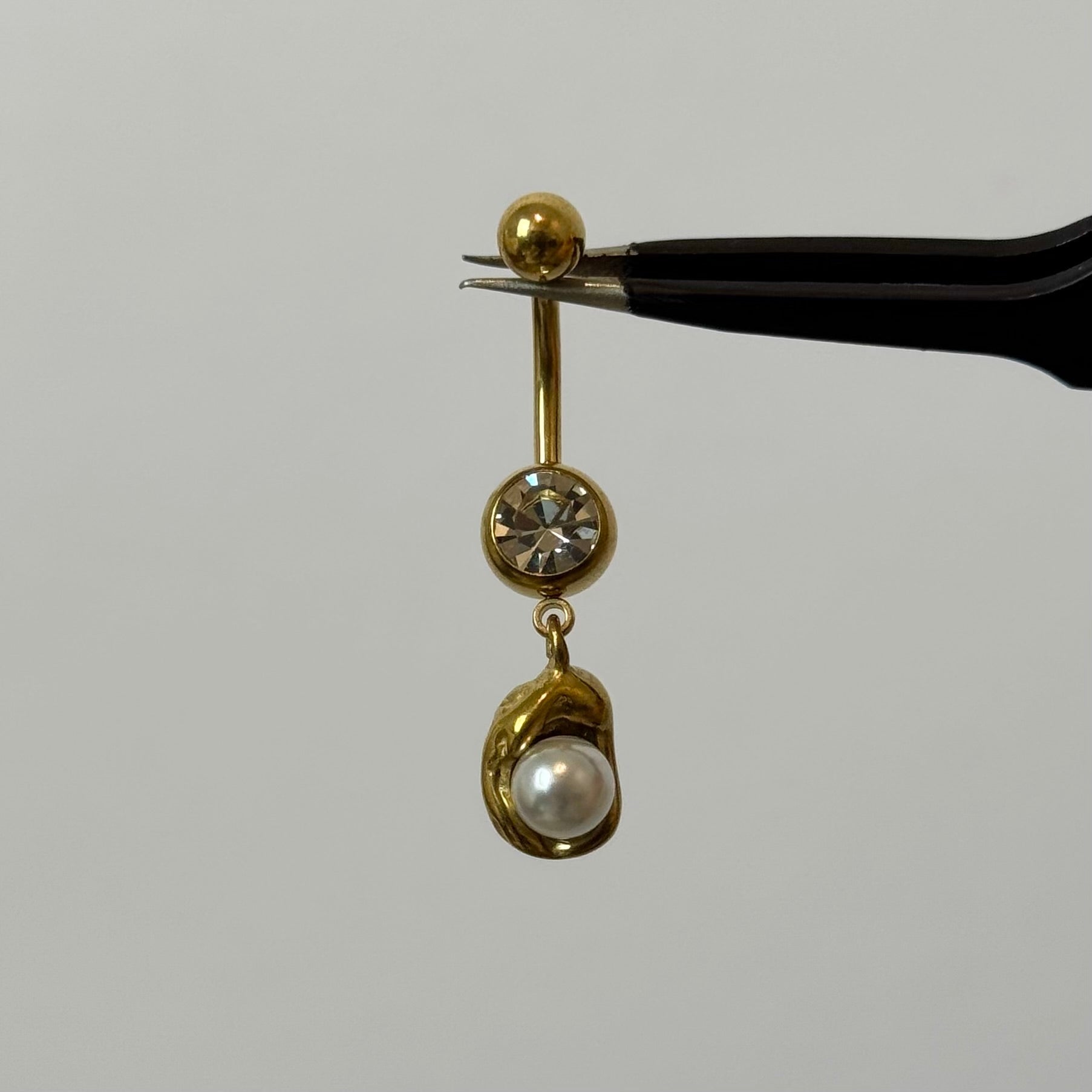 White Pearl Belly Bar - ILLUSIVE JEWELS