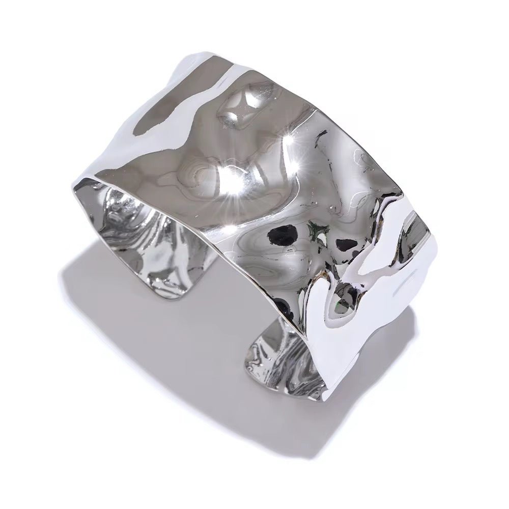 Zuri Silver Bangle - ILLUSIVE JEWELS